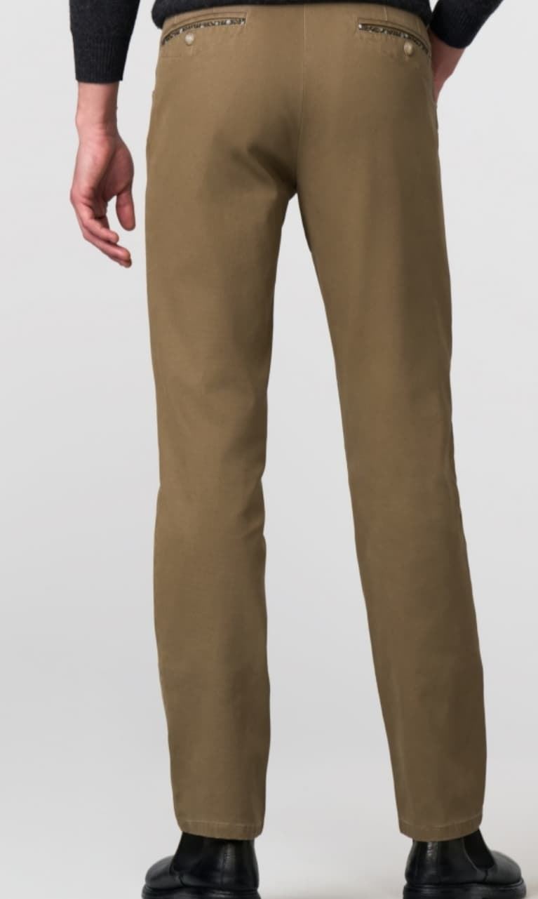 Pantalón chino de hombre  con bolsillos diagonales de Meyer - Imagen 5