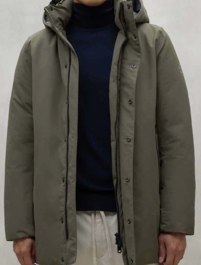 Parka de hombre con capucha de desmontable de ECOALF, verde - Imagen 1